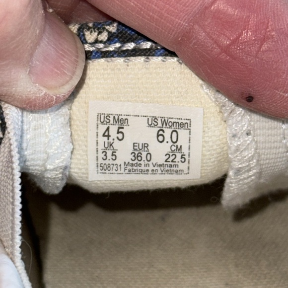 Vans Classic Flash Skulls Slip On Sneakers - Picture 11 of 11